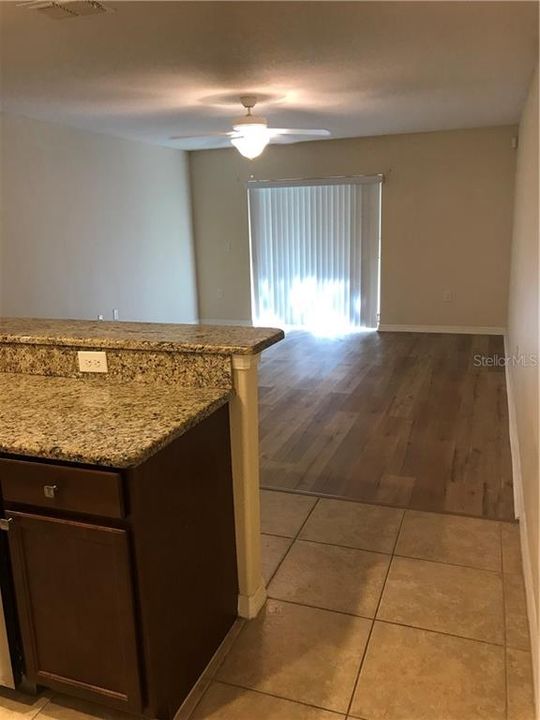 Recently Rented: $1,325 (2 beds, 2 baths, 1594 Square Feet)