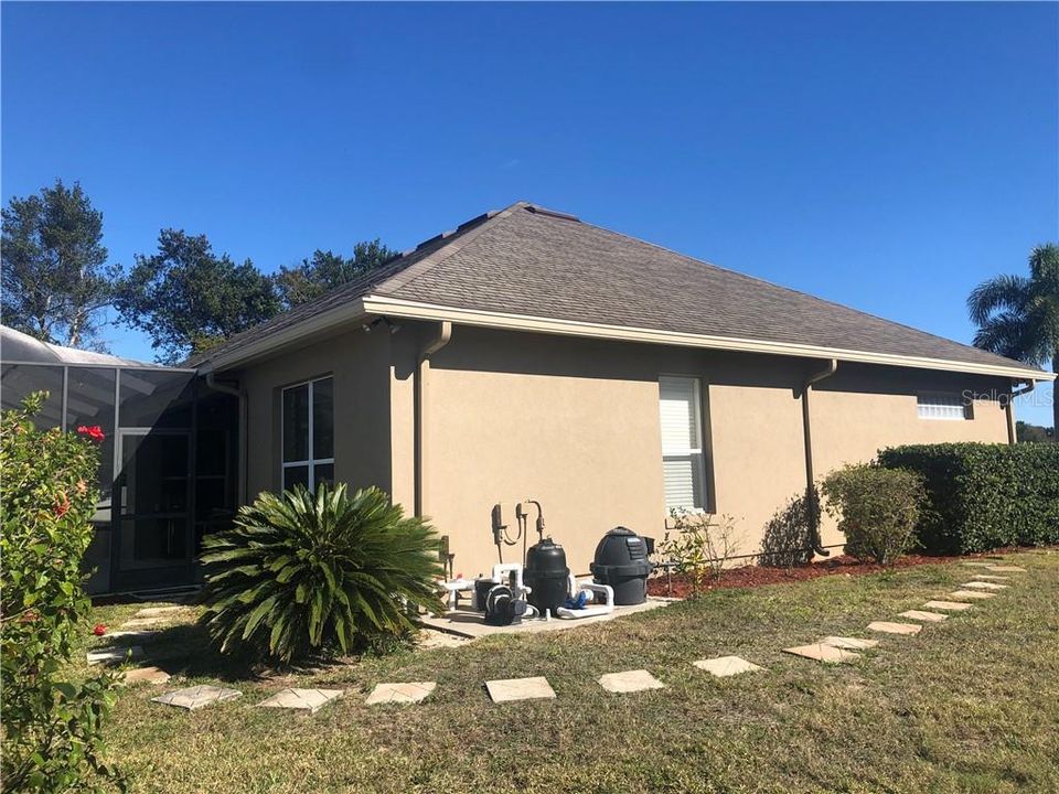 Recently Sold: $429,999 (4 beds, 3 baths, 2569 Square Feet)