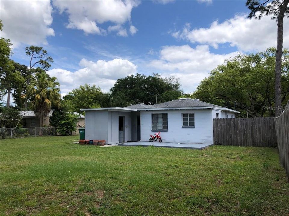 Recently Sold: $245,000 (3 beds, 1 baths, 1192 Square Feet)