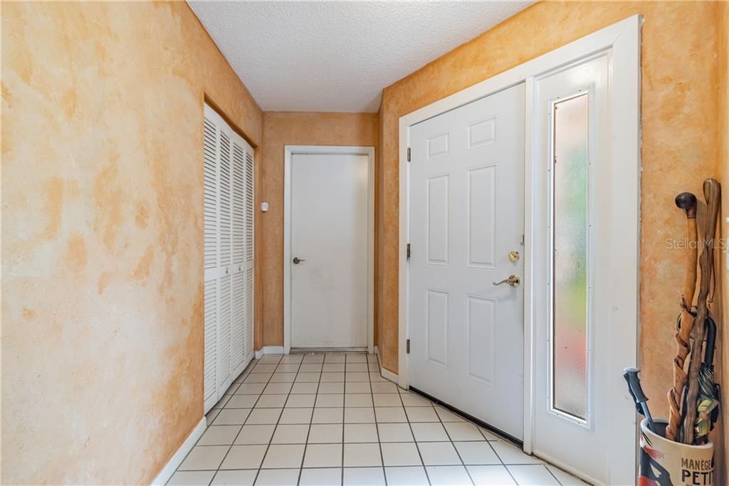 Recently Sold: $280,000 (3 beds, 2 baths, 1210 Square Feet)