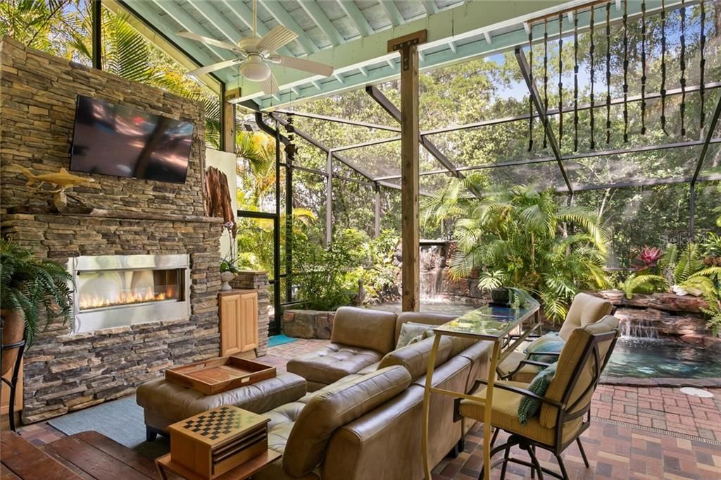 This 1,000sqft screened lanai and pool area is spectacular!