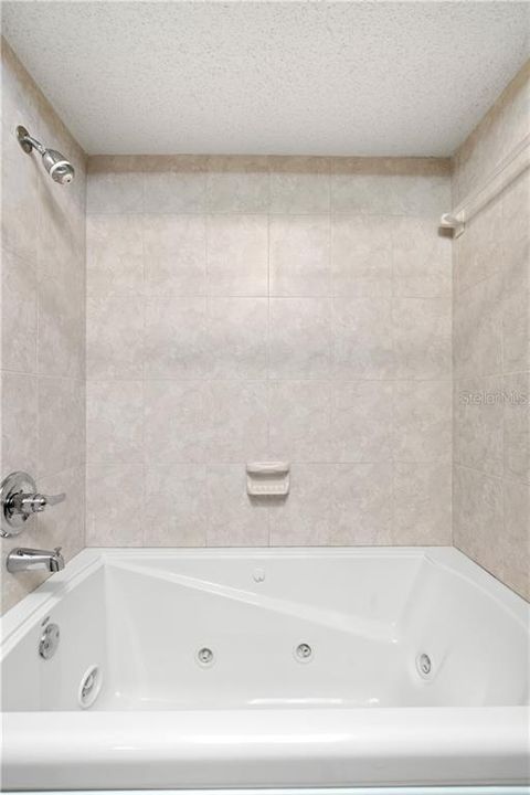 最近售出: $574,900 (3 贝兹, 3 浴室, 2535 平方英尺)