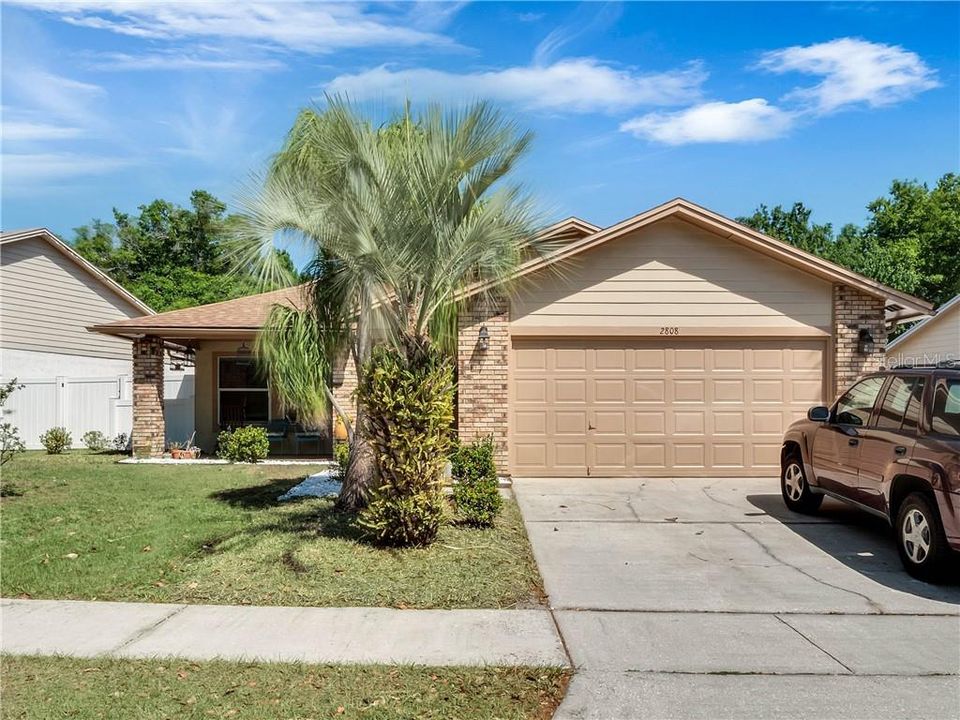 Recently Sold: $279,900 (3 beds, 2 baths, 1271 Square Feet)