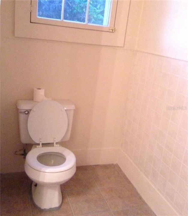 最近售出: $175,000 (0 贝兹, 0 浴室, 1860 平方英尺)