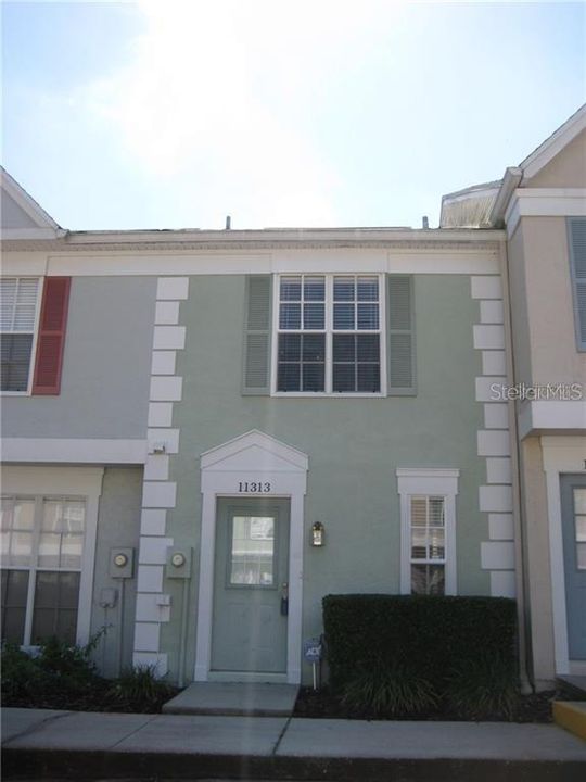 Recently Sold: $150,000 (2 beds, 2 baths, 1170 Square Feet)