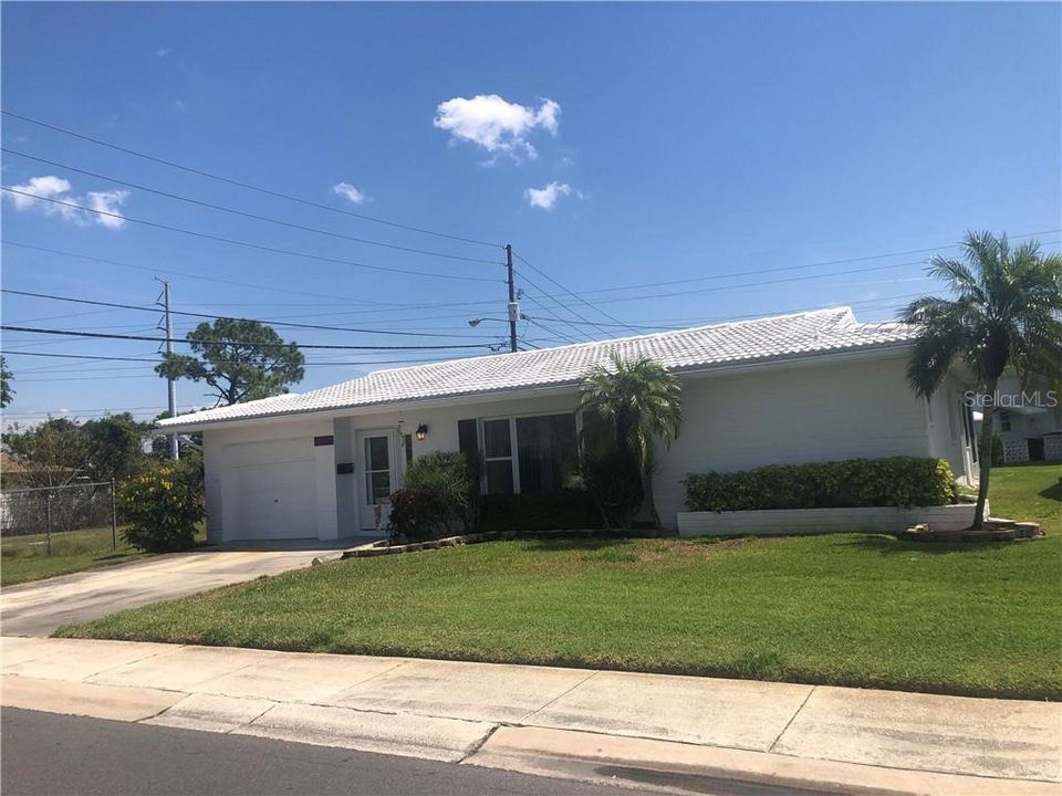 Recently Sold: $243,000 (2 beds, 2 baths, 1680 Square Feet)