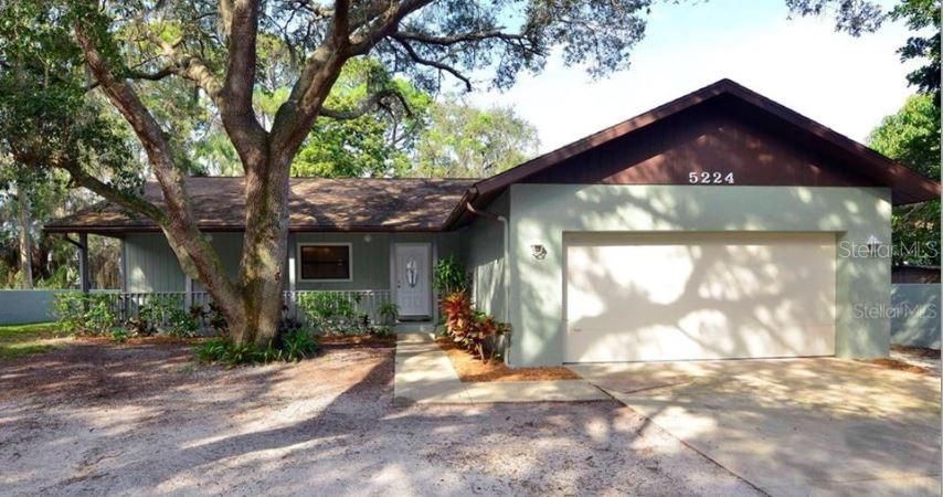 Recently Sold: $376,900 (3 beds, 2 baths, 1696 Square Feet)