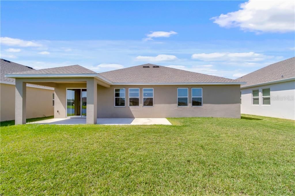 Recently Sold: $350,000 (4 beds, 2 baths, 2256 Square Feet)