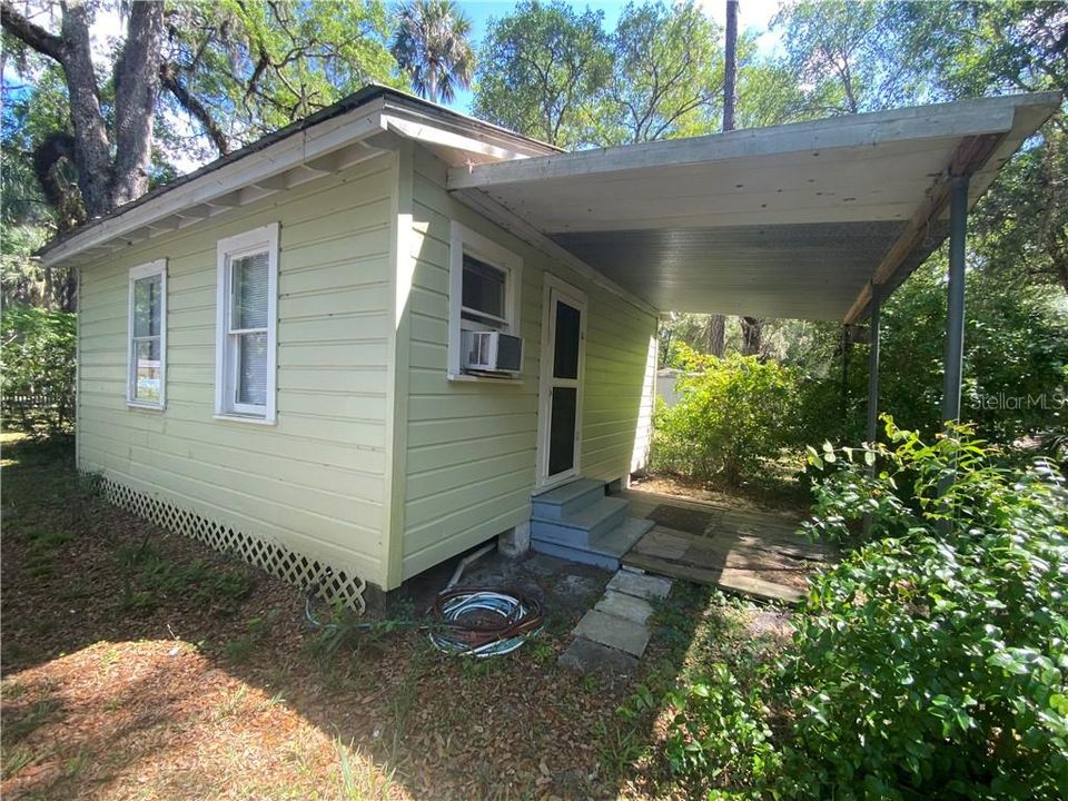 Recently Sold: $49,900 (1 beds, 1 baths, 400 Square Feet)