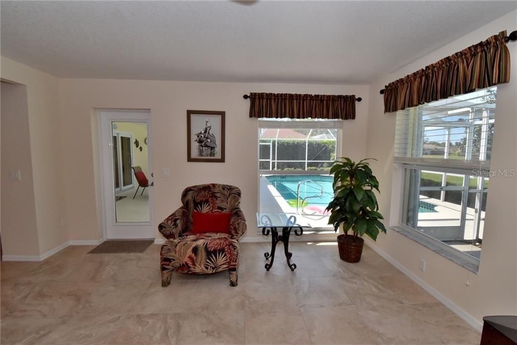 Recently Sold: $424,000 (3 beds, 2 baths, 2267 Square Feet)