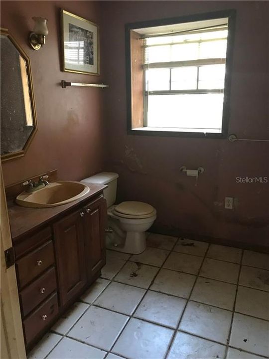 Recently Sold: $61,000 (3 beds, 1 baths, 1411 Square Feet)