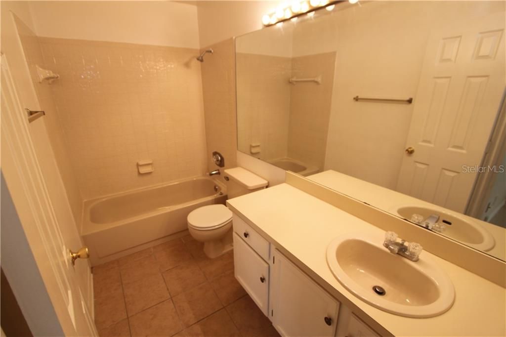 最近租的: $1,499 (3 贝兹, 2 浴室, 1178 平方英尺)