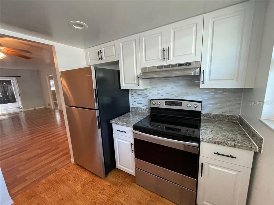Recently Sold: $84,900 (2 beds, 2 baths, 855 Square Feet)
