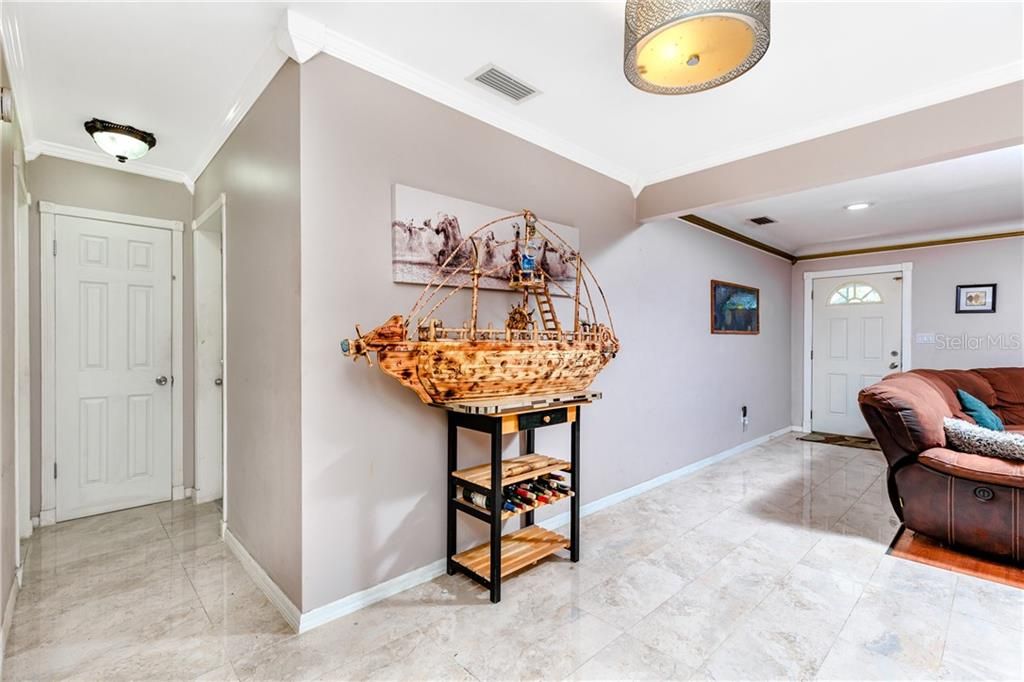 Recently Sold: $280,000 (3 beds, 2 baths, 1459 Square Feet)