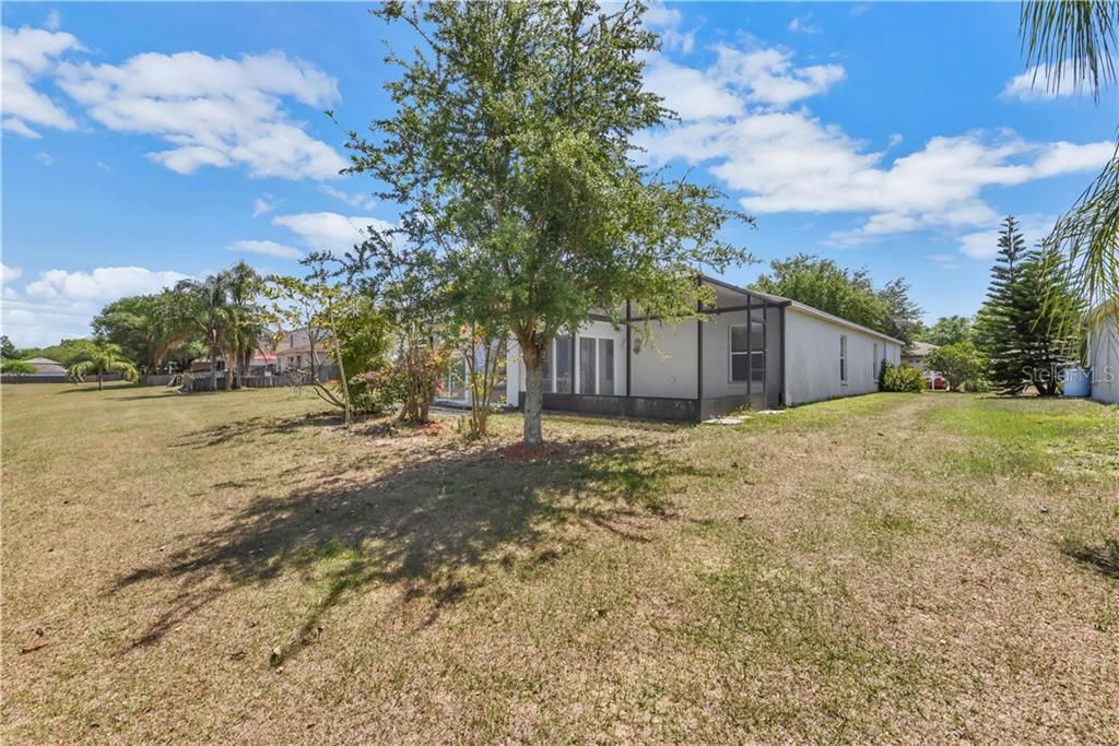 Recently Sold: $239,000 (3 beds, 2 baths, 1300 Square Feet)