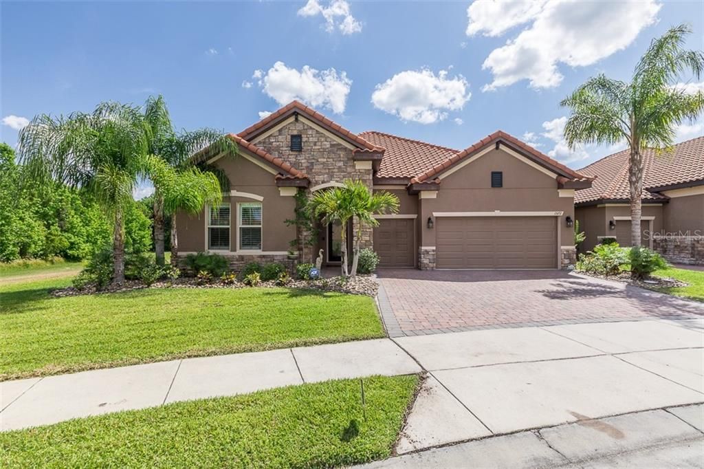 Recently Sold: $489,800 (3 beds, 4 baths, 2772 Square Feet)