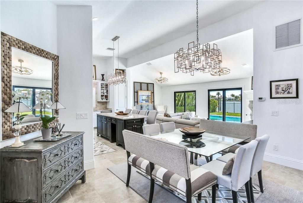 Recently Sold: $1,650,000 (3 beds, 3 baths, 2454 Square Feet)
