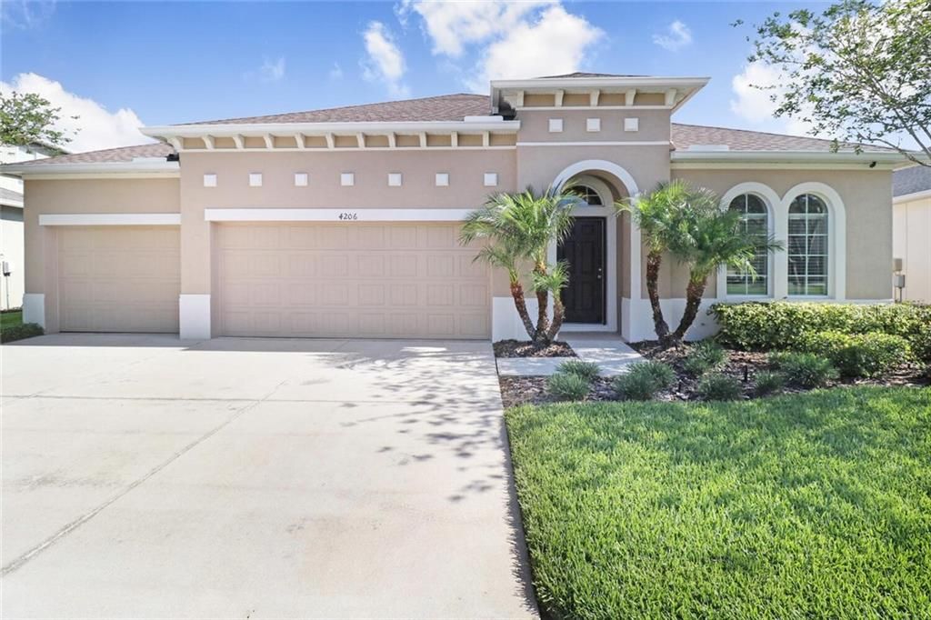 Recently Sold: $415,000 (4 beds, 3 baths, 2629 Square Feet)