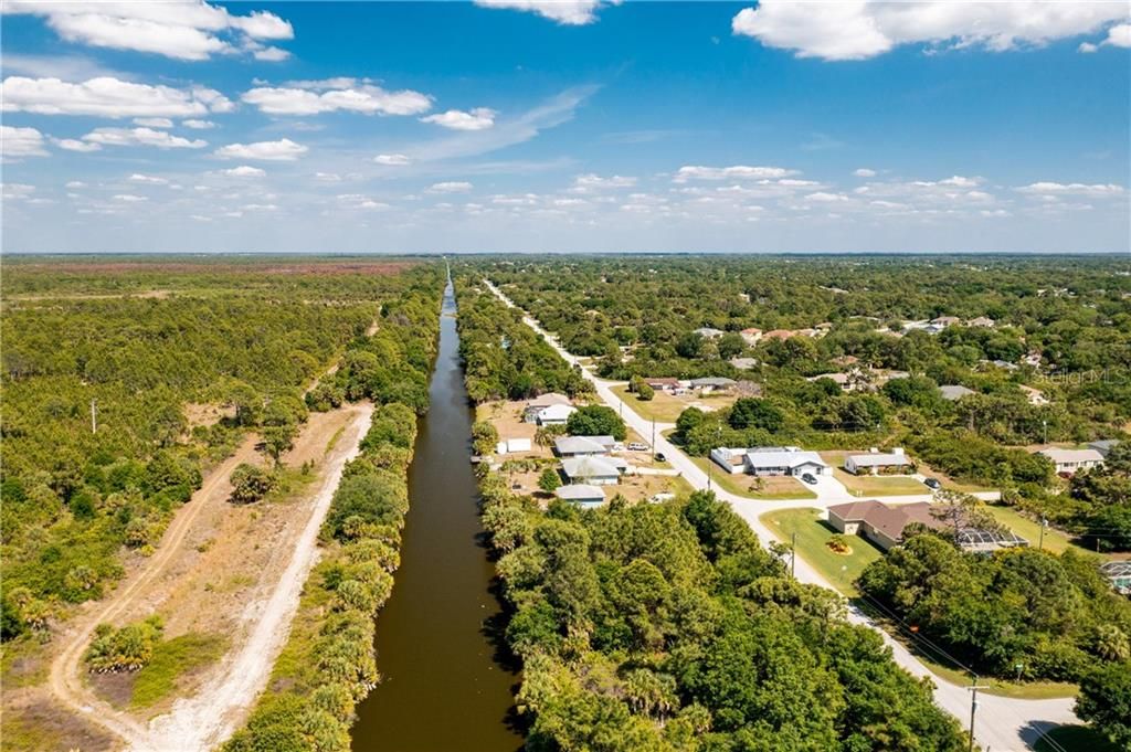 Myakka State Forest to the left and the Newgate Waterway, perfect for kayakers and canoers.