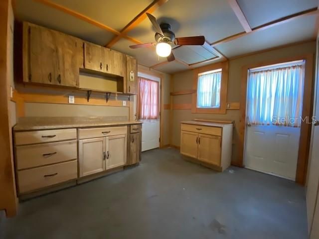 Recently Sold: $104,000 (2 beds, 2 baths, 1040 Square Feet)