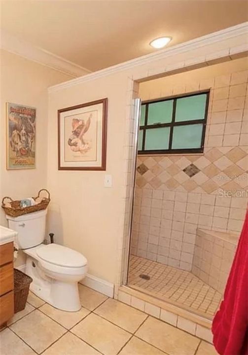 最近售出: $750,000 (3 贝兹, 2 浴室, 2153 平方英尺)