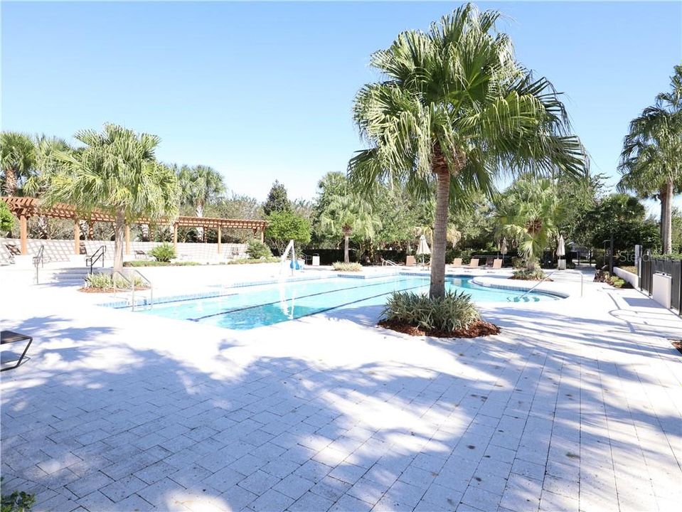 Recently Sold: $810,000 (5 beds, 3 baths, 3660 Square Feet)