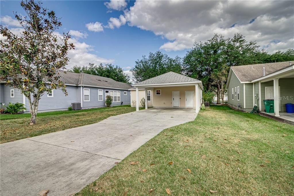 Recently Sold: $185,000 (2 beds, 2 baths, 1043 Square Feet)