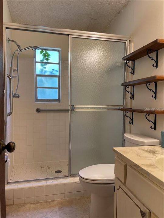 Недавно арендовано: $2,000 (3 спален, 2 ванн, 1629 Квадратных фут)