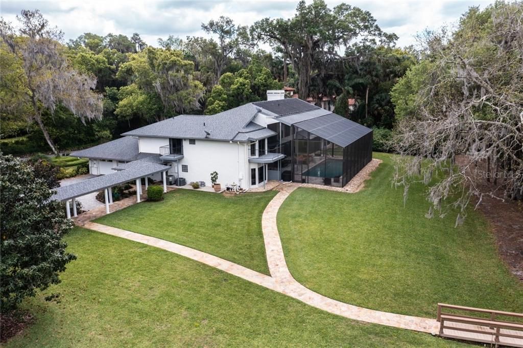 Recently Sold: $1,850,000 (5 beds, 4 baths, 6804 Square Feet)