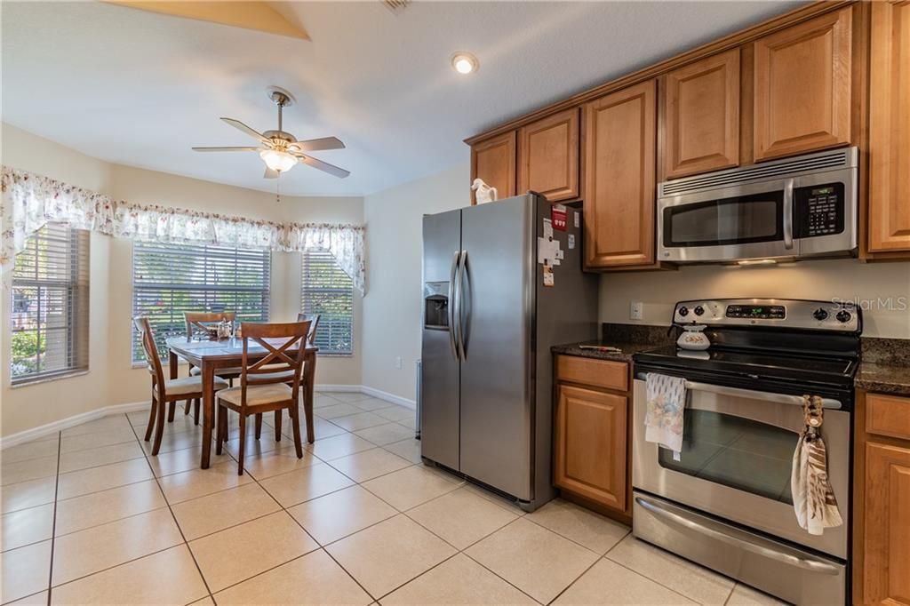 Recently Sold: $249,000 (3 beds, 2 baths, 1921 Square Feet)