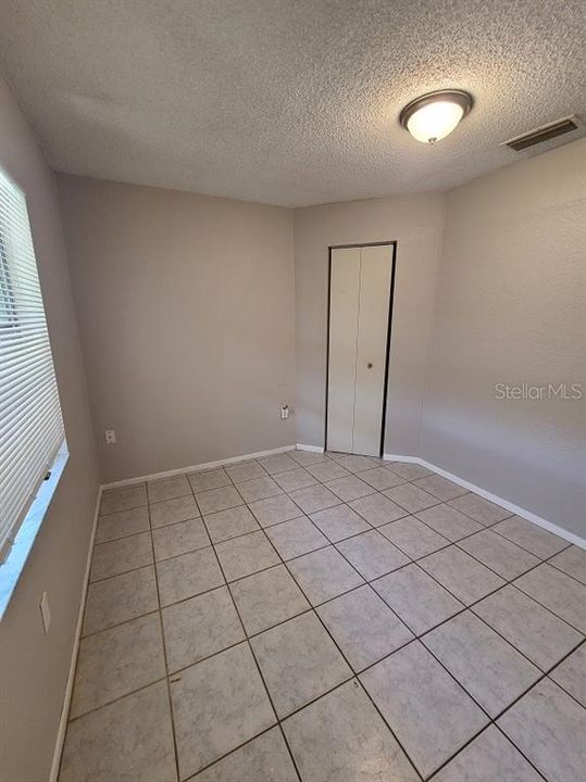 Recently Rented: $1,200 (3 beds, 2 baths, 1280 Square Feet)