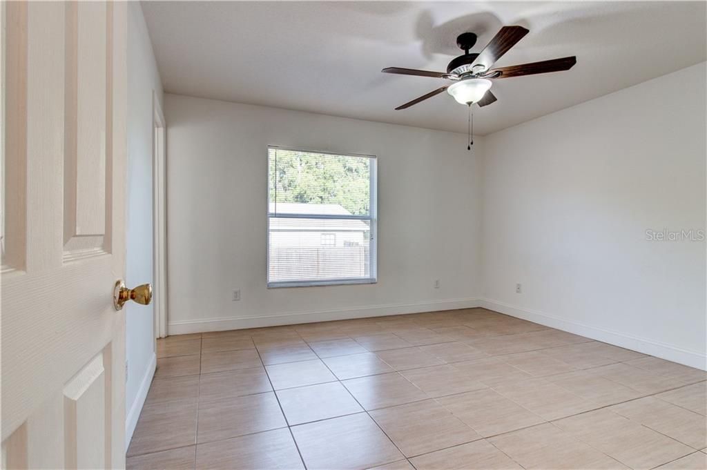Recently Sold: $210,000 (3 beds, 2 baths, 1200 Square Feet)