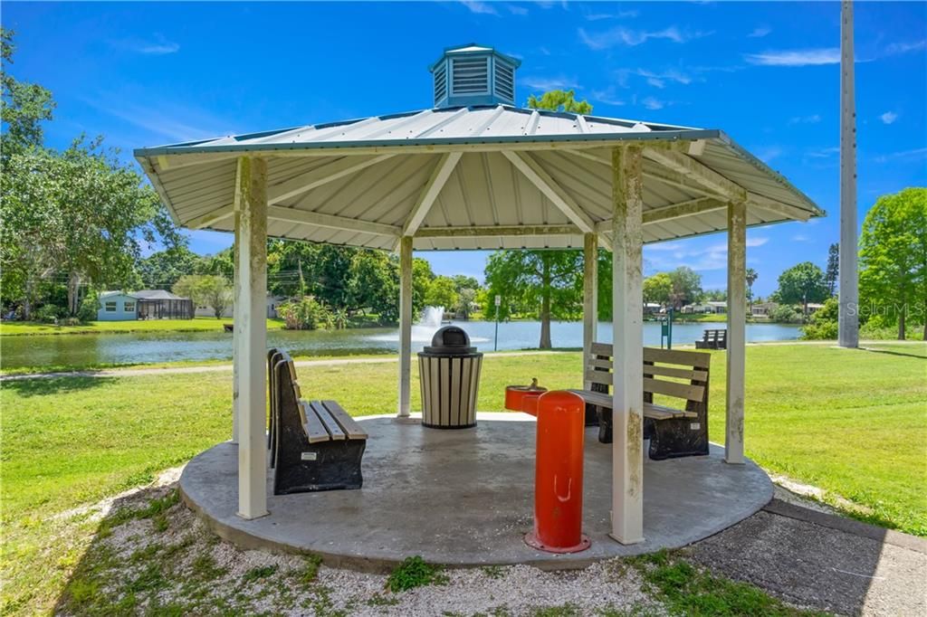 Blossom Lake Park in your neighborhood with gazebos, jogging/fitness trails, views of Blossom Lake