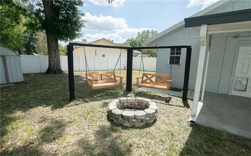 Recently Sold: $237,000 (3 beds, 2 baths, 1838 Square Feet)