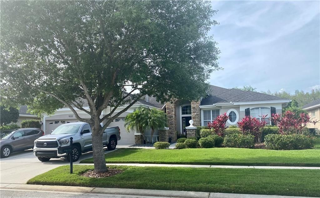 Recently Sold: $500,000 (4 beds, 3 baths, 2921 Square Feet)