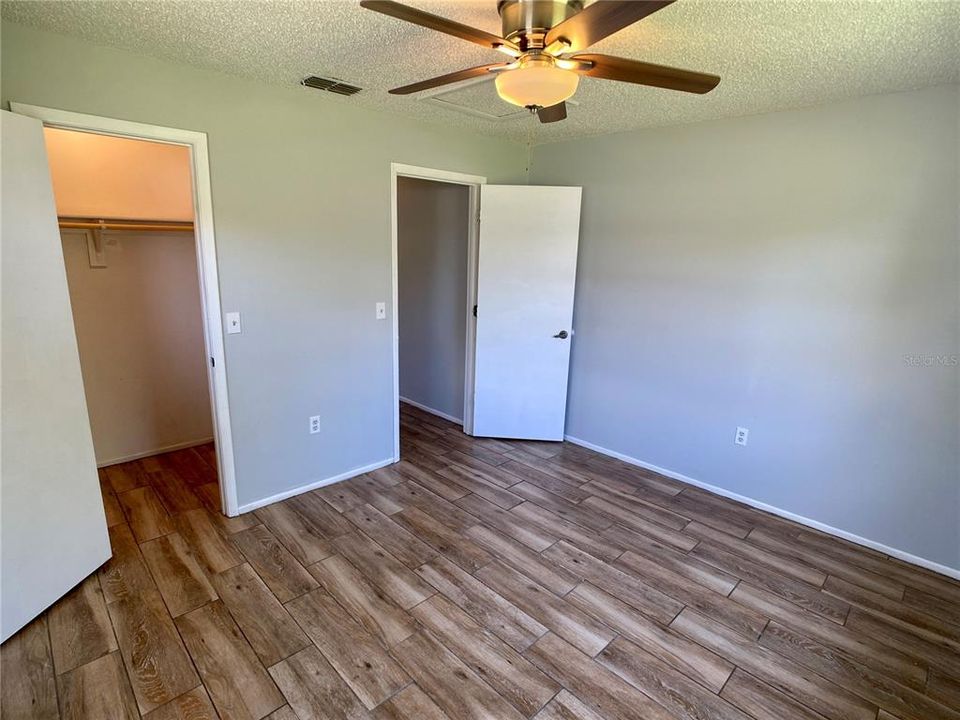 Recently Sold: $129,900 (2 beds, 1 baths, 800 Square Feet)