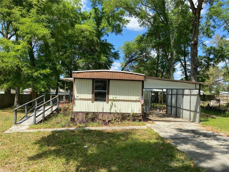Recently Sold: $29,900 (2 beds, 1 baths, 784 Square Feet)