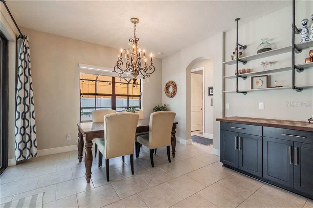 Recently Sold: $540,000 (5 beds, 3 baths, 3333 Square Feet)