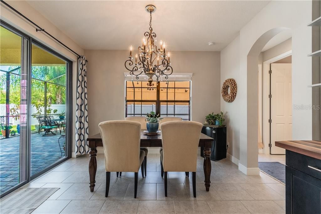 Recently Sold: $540,000 (5 beds, 3 baths, 3333 Square Feet)