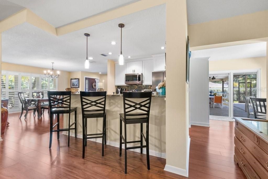 Recently Sold: $470,000 (3 beds, 2 baths, 2172 Square Feet)