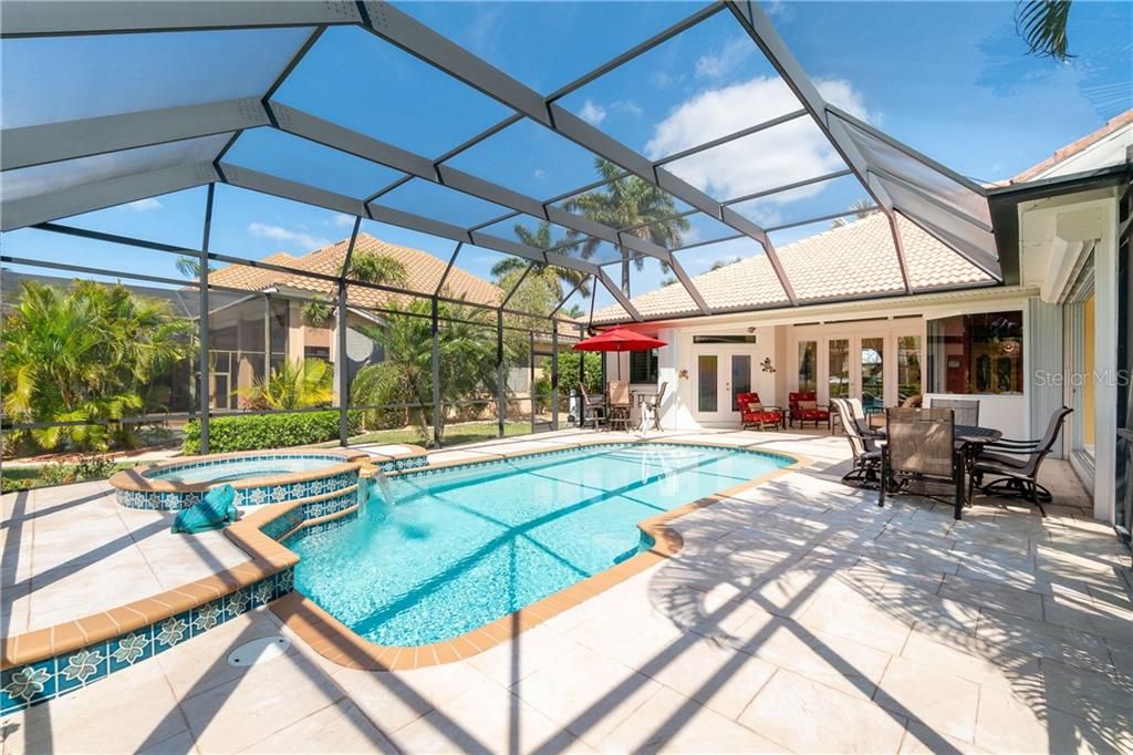 Recently Sold: $975,000 (3 beds, 2 baths, 2701 Square Feet)