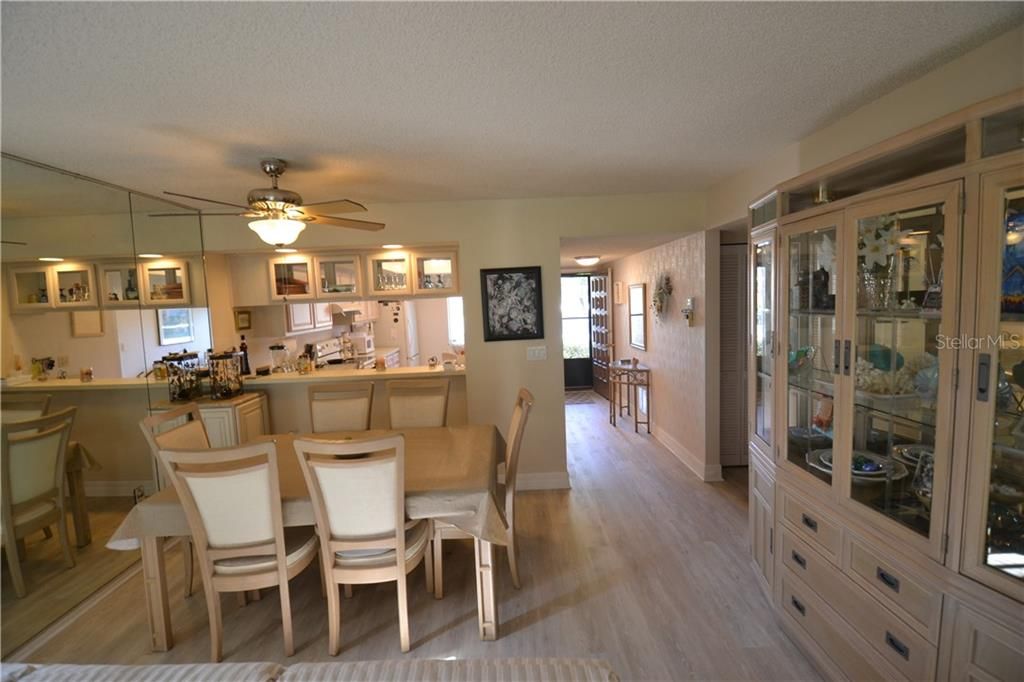 Recently Sold: $175,000 (2 beds, 2 baths, 1196 Square Feet)
