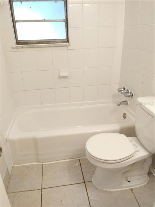 Недавно арендовано: $925 (3 спален, 1 ванн, 980 Квадратных фут)