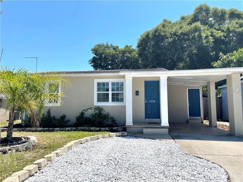 Recently Sold: $210,000 (2 beds, 1 baths, 672 Square Feet)