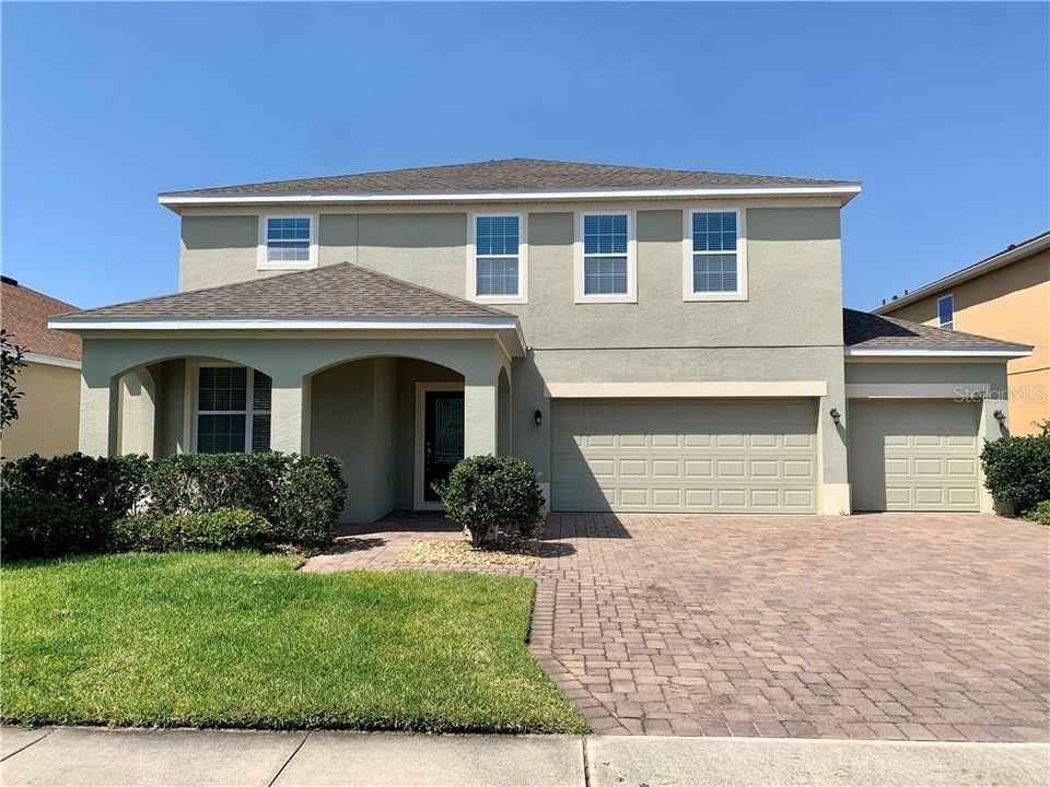Recently Sold: $495,000 (5 beds, 3 baths, 3273 Square Feet)