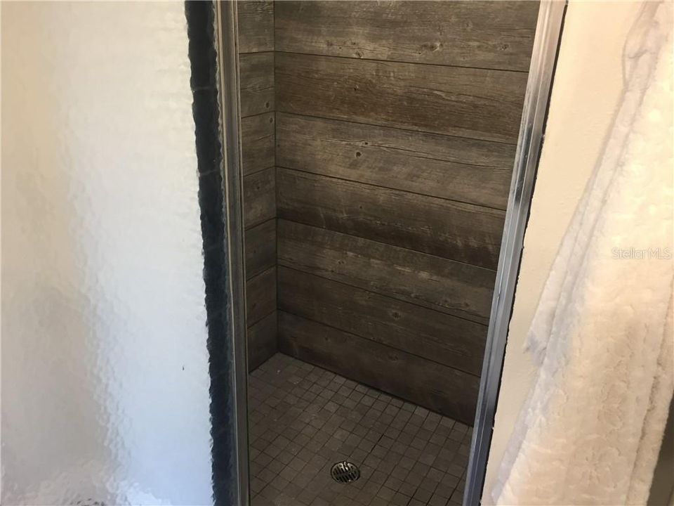 Bath 3 Shower