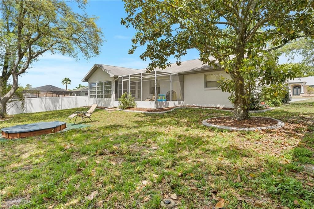 Recently Sold: $214,900 (3 beds, 2 baths, 1432 Square Feet)