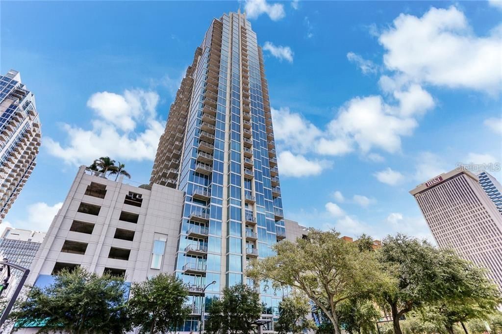 Recently Sold: $379,000 (1 beds, 1 baths, 659 Square Feet)
