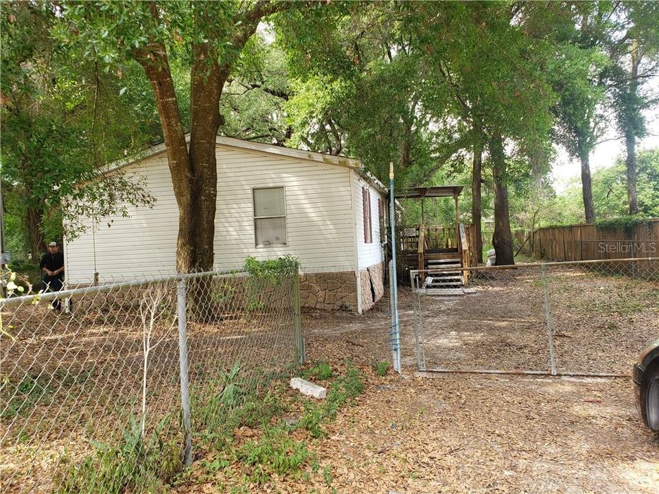 Recently Sold: $56,900 (3 beds, 2 baths, 1248 Square Feet)