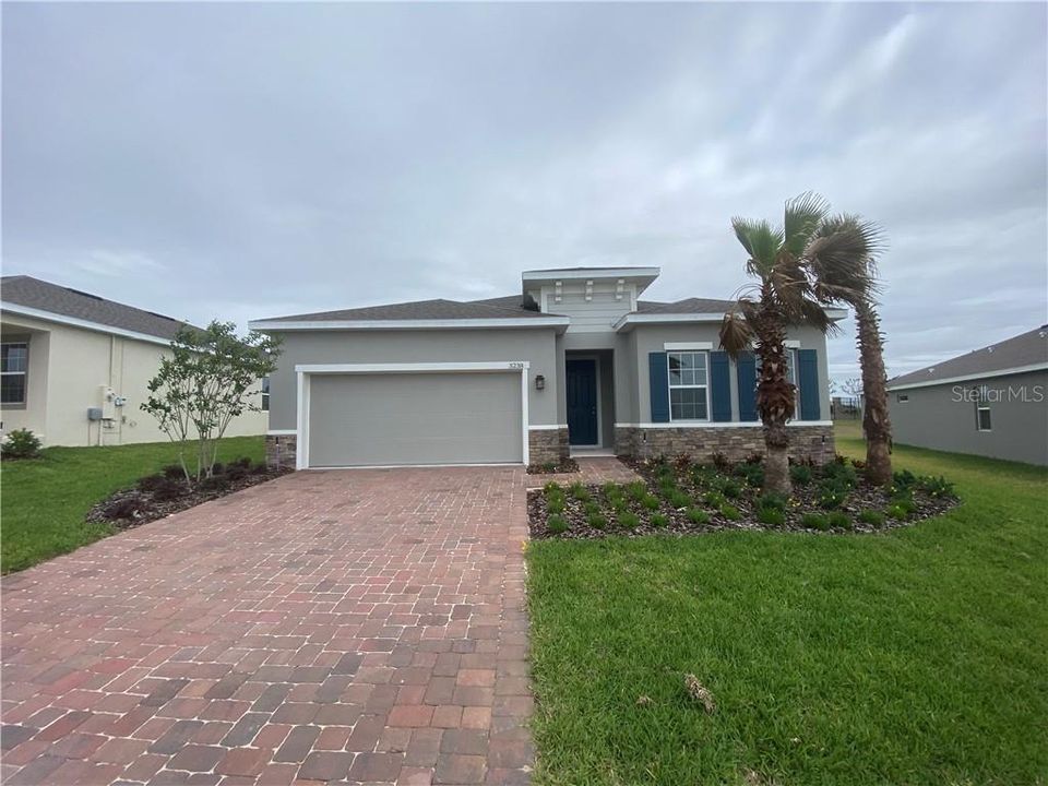 Recently Sold: $356,285 (4 beds, 2 baths, 2021 Square Feet)